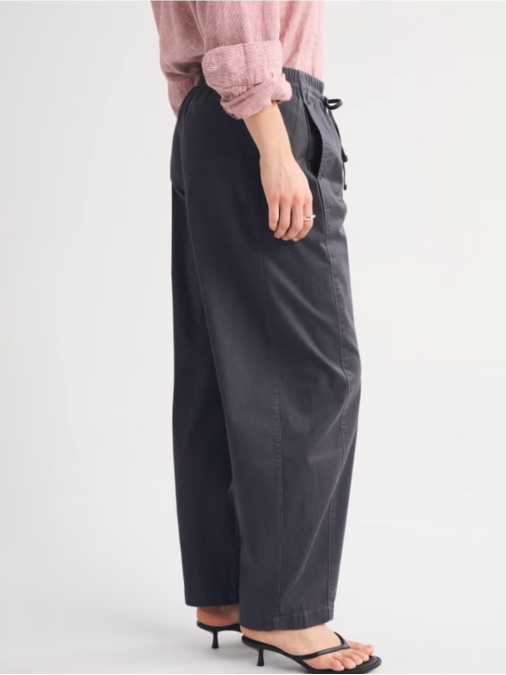 Abercrombie pull on barrel pant xxs